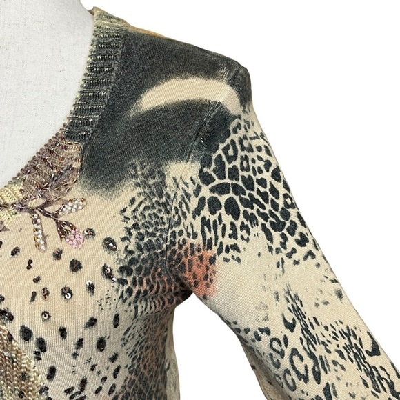 BCBGMazAzria Sequin Floral Animal Print Scoop Sweater. Tan Orange Size S #1284 - Picture 5 of 10